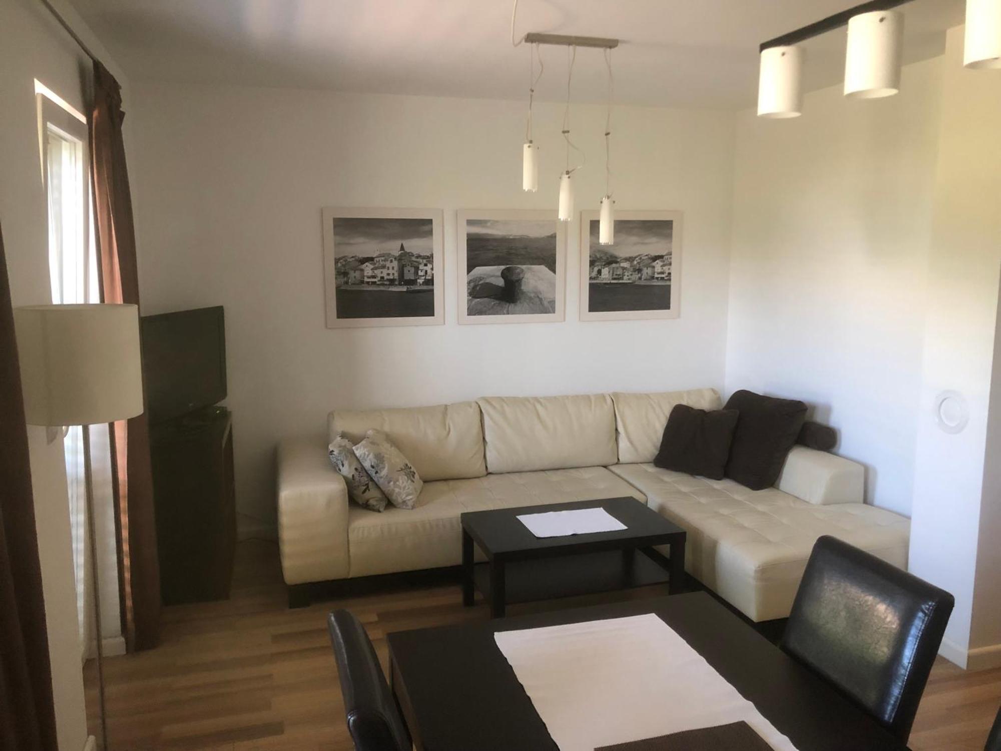 Apartments Santis10 Baska  Ruang foto